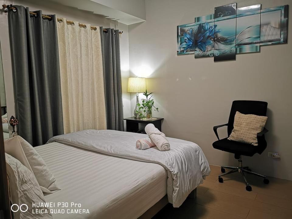 Staycation Condotel @150Newport Pasay City Манила Экстерьер фото