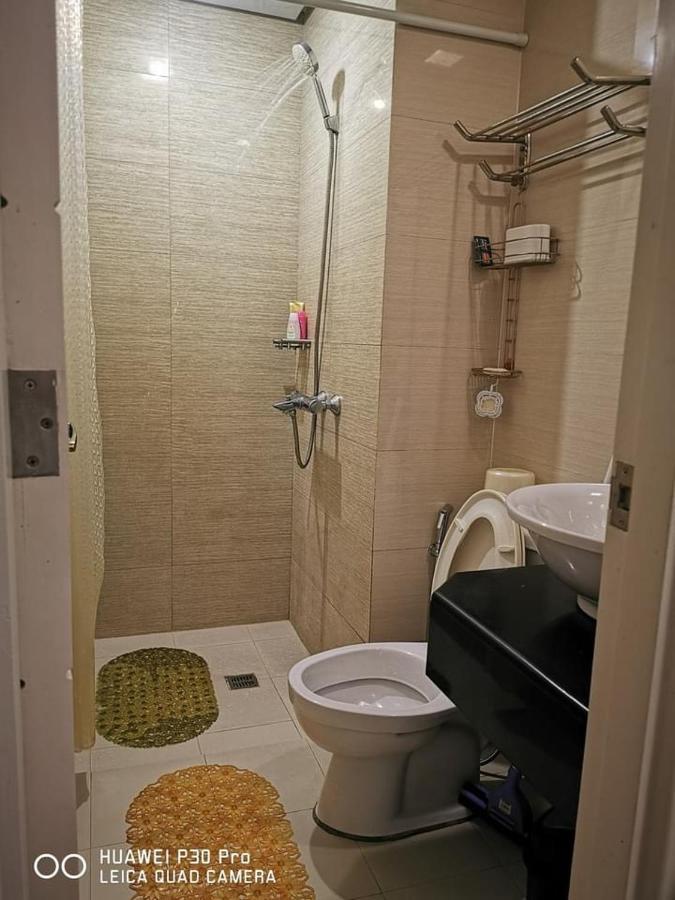 Staycation Condotel @150Newport Pasay City Манила Экстерьер фото
